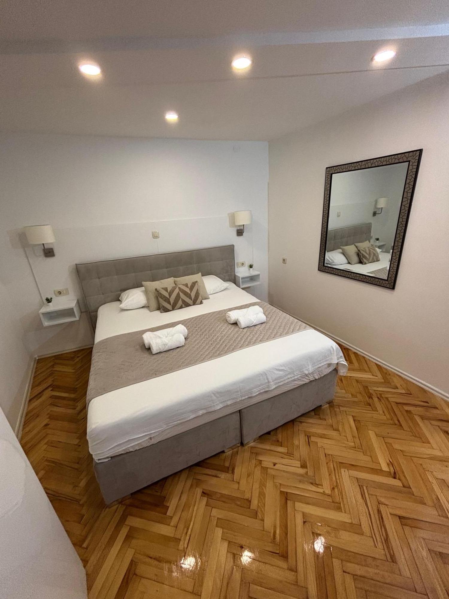 Palace Apartment Сплит Экстерьер фото